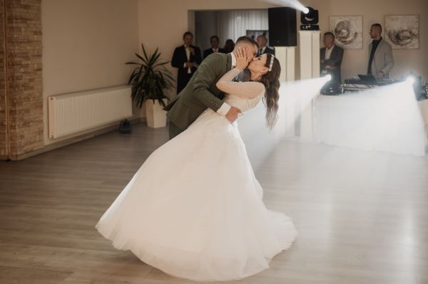 obrázok 1947 - Lodenica Šintava - SVADBA