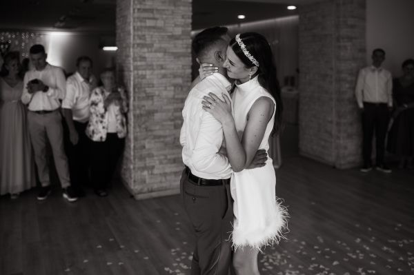 obrázok 1971 - Lodenica Šintava - SVADBA