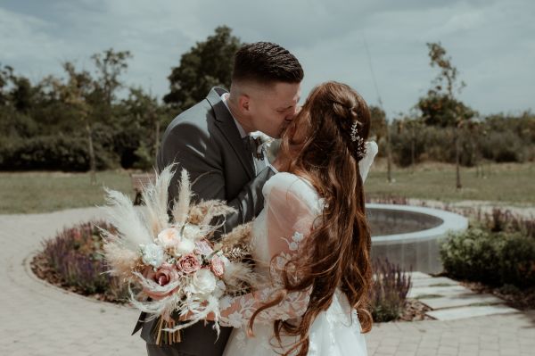 obrázok 3294 - Zemiansky dvor Šúrovce - SVADBA