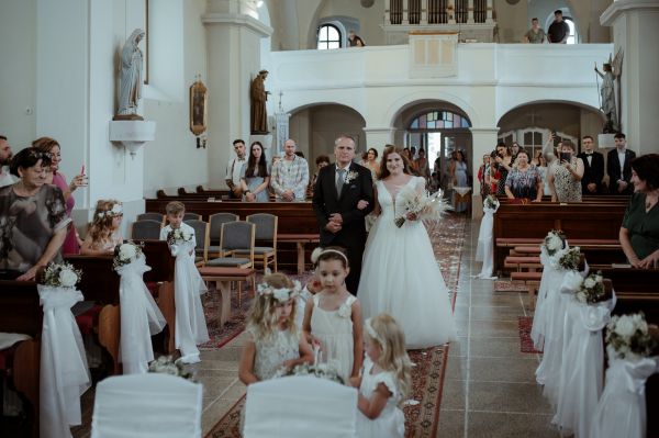 obrázok 3326 - Zemiansky dvor Šúrovce - SVADBA