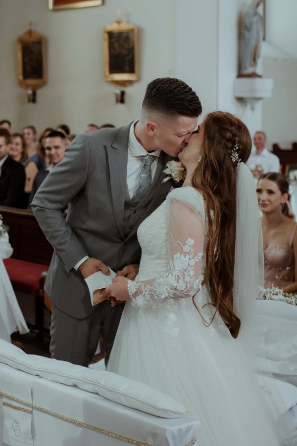 obrázok 3333 - Zemiansky dvor Šúrovce - SVADBA