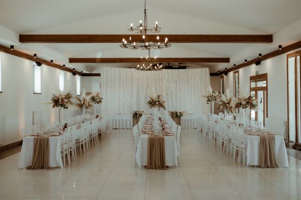 obrázok 3347 - Zemiansky dvor Šúrovce - SVADBA