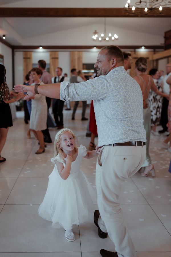 obrázok 3364 - Zemiansky dvor Šúrovce - SVADBA