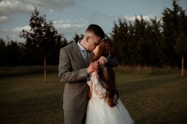 obrázok 3374 - Zemiansky dvor Šúrovce - SVADBA