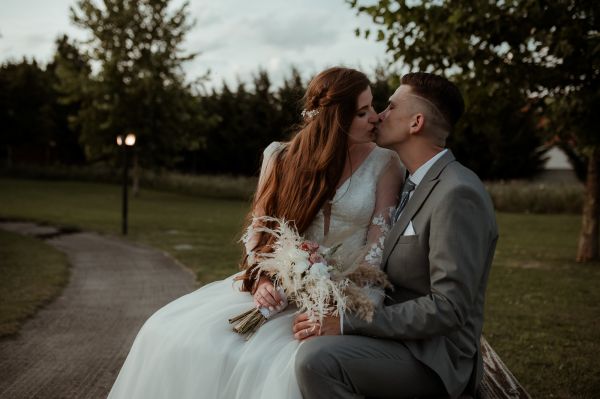 obrázok 3381 - Zemiansky dvor Šúrovce - SVADBA