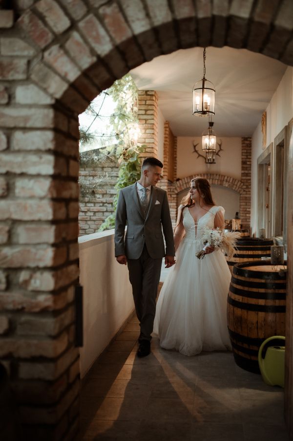 obrázok 3386 - Zemiansky dvor Šúrovce - SVADBA