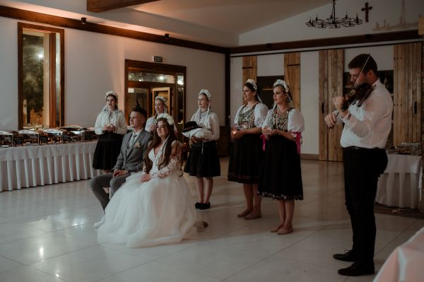 obrázok 3414 - Zemiansky dvor Šúrovce - SVADBA