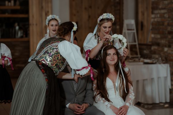 obrázok 3419 - Zemiansky dvor Šúrovce - SVADBA