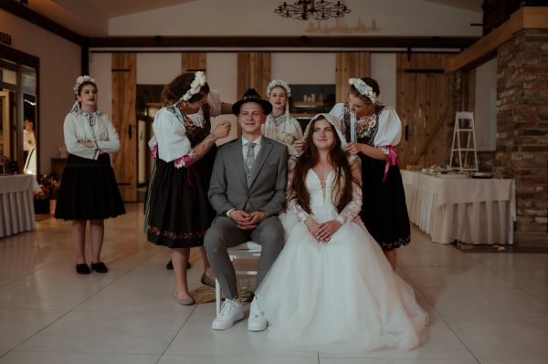 obrázok 3420 - Zemiansky dvor Šúrovce - SVADBA