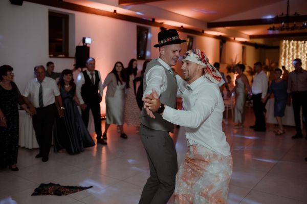 obrázok 3422 - Zemiansky dvor Šúrovce - SVADBA