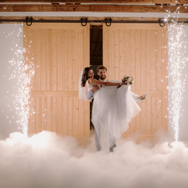 Nikola & Tomáš  - Klienti - Svadby